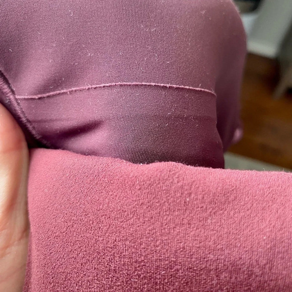 NWOT Lululemon Like A Cloud  Longline bra - cassis - Picture 6 of 8